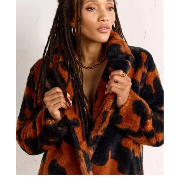 Stoosh Cowhide Print Faux Fur Coat in Brown and Black - Picture 2 of 6